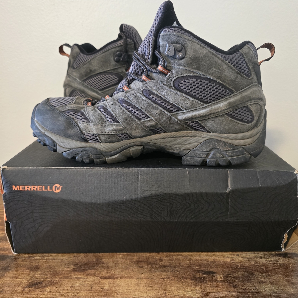 Merrell Gray Hiking Boots - Picture 3 of 9